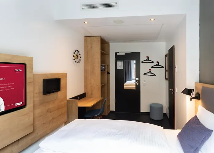 Otel Aletto Kudamm 3*