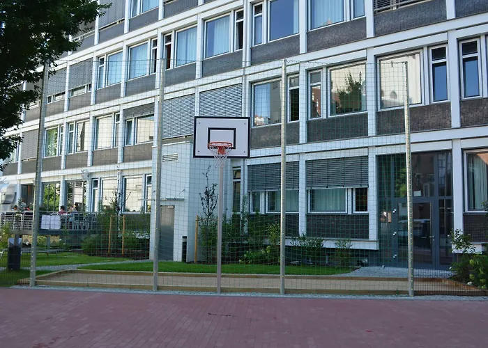 アレト クダム 3*